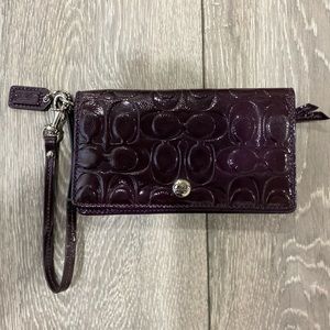 Coach - Purple patent leather wallet